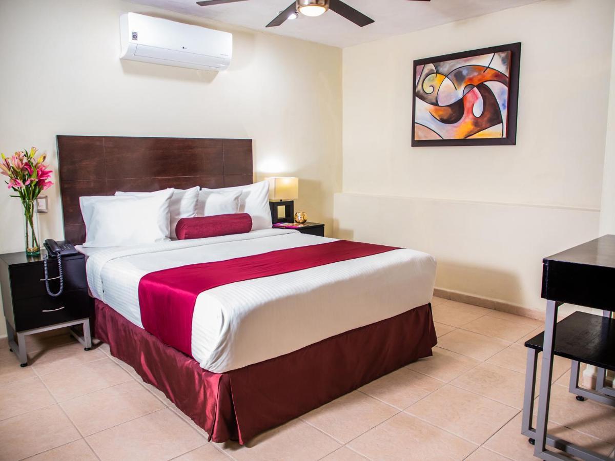 H177 Hotel Campeche Exterior photo