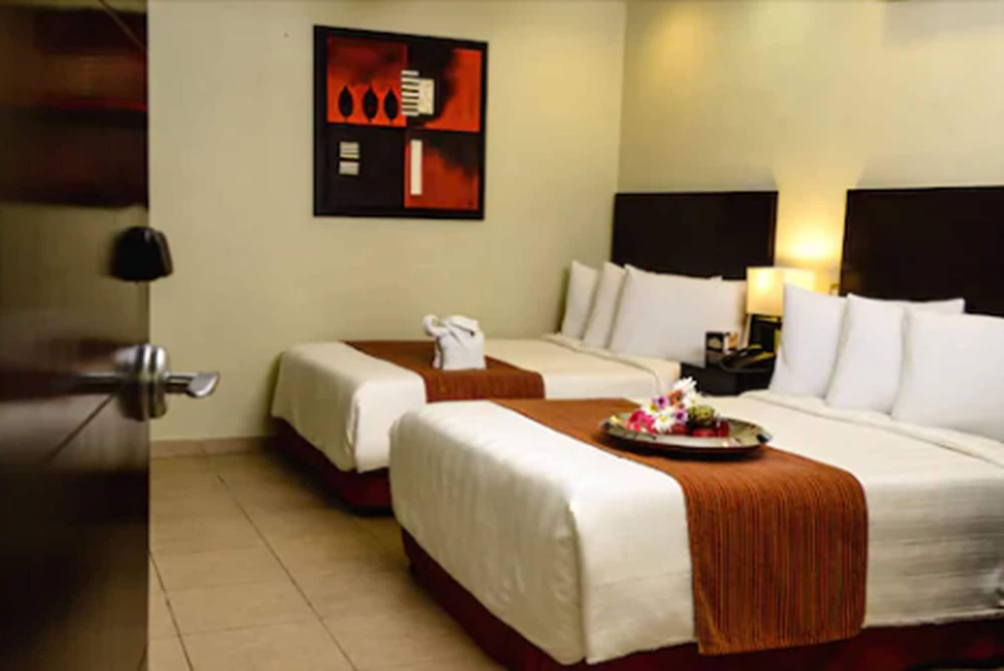 H177 Hotel Campeche Exterior photo