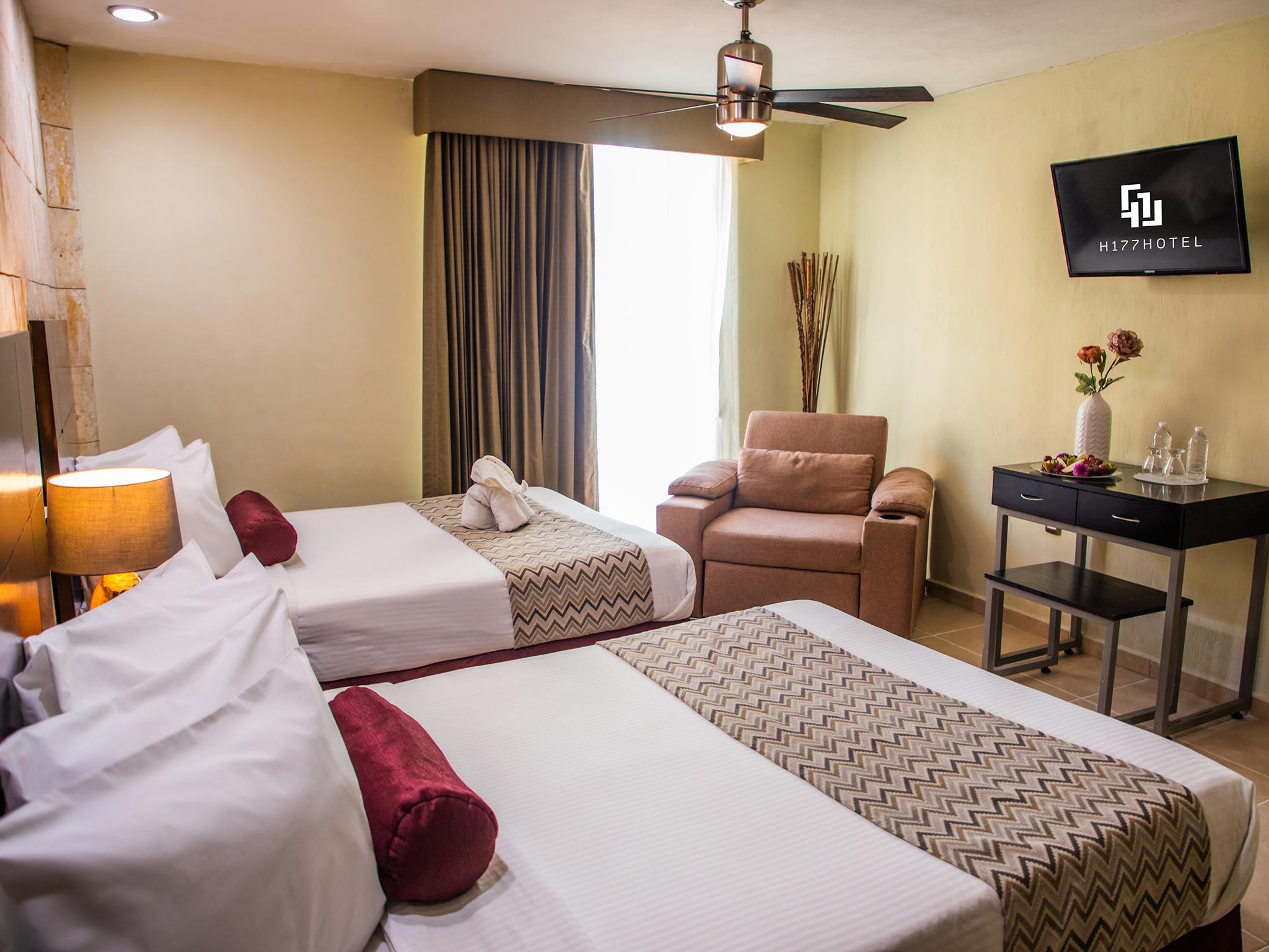H177 Hotel Campeche Exterior photo