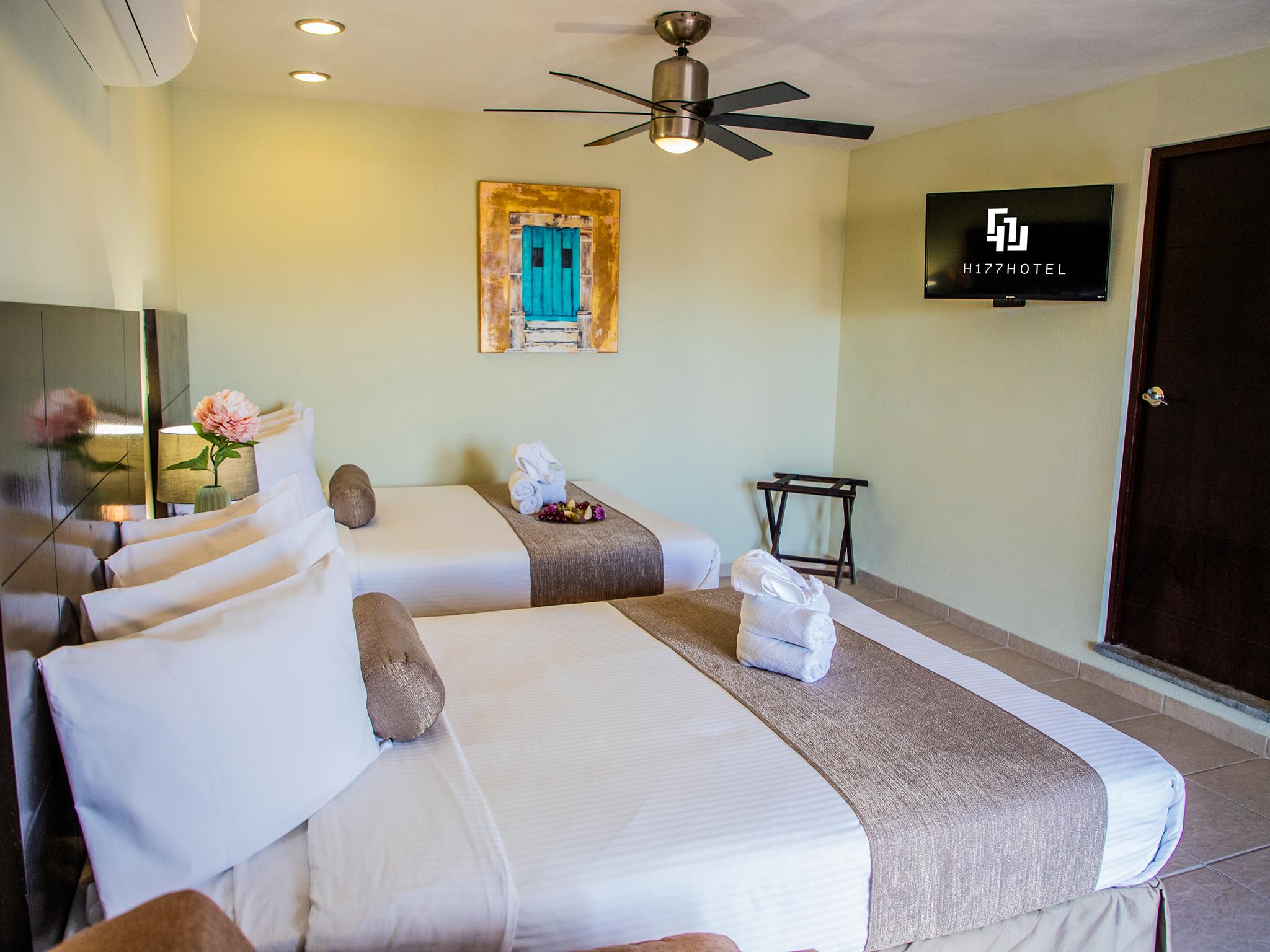 H177 Hotel Campeche Exterior photo