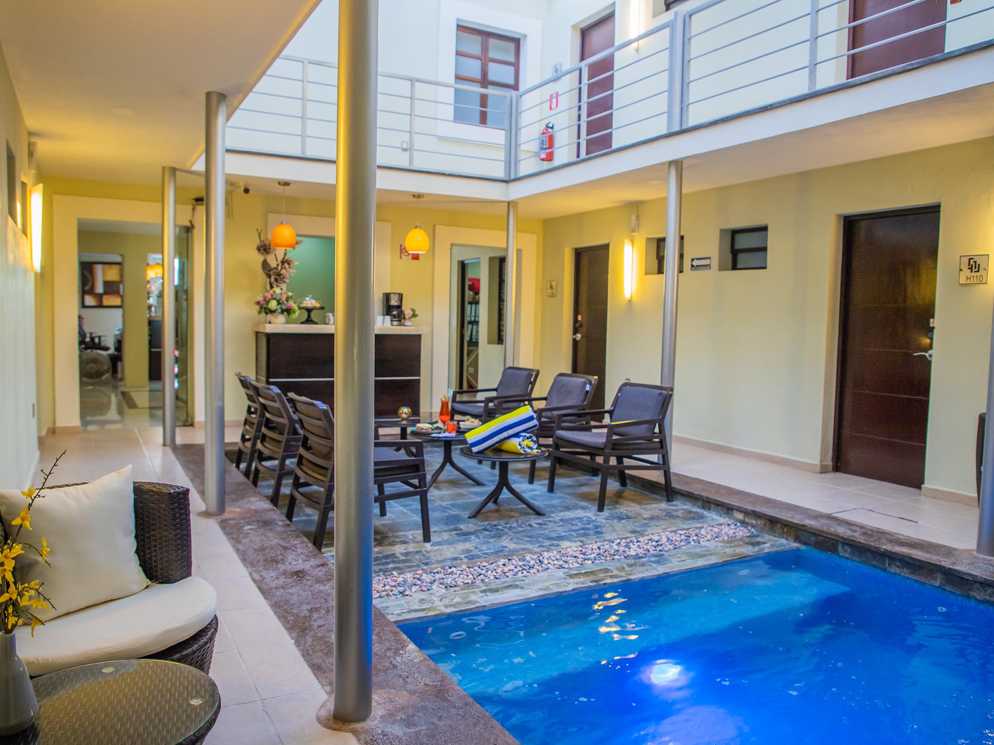 H177 Hotel Campeche Exterior photo
