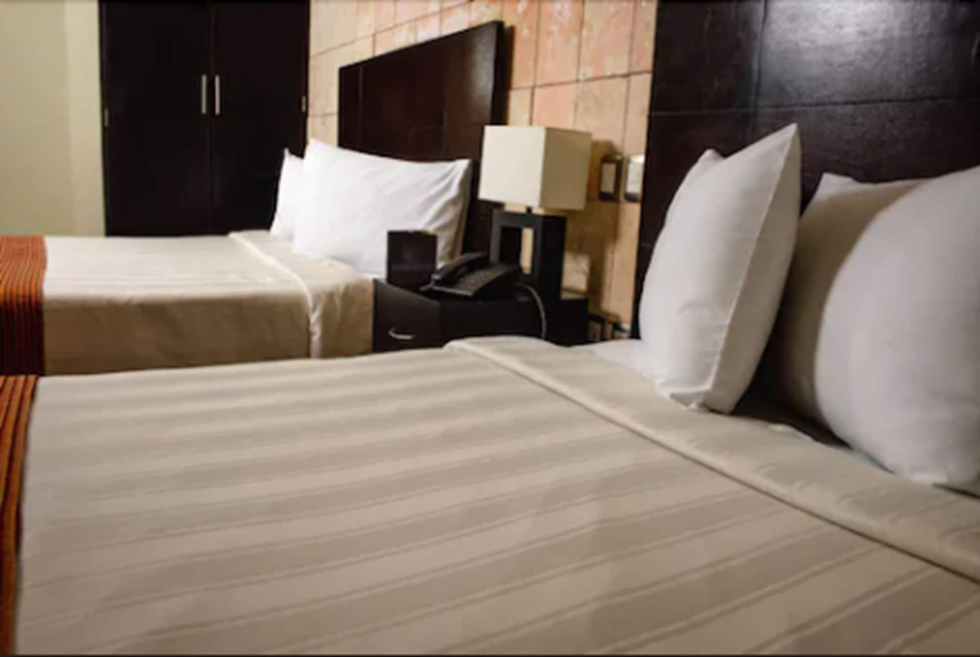 H177 Hotel Campeche Exterior photo