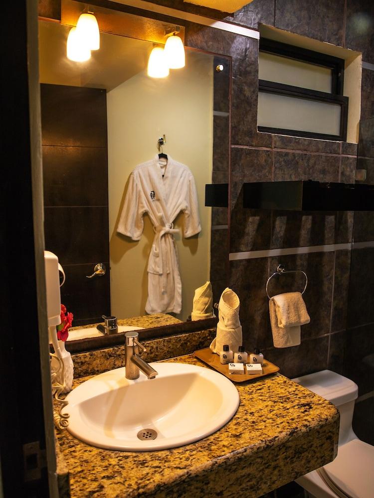 H177 Hotel Campeche Exterior photo